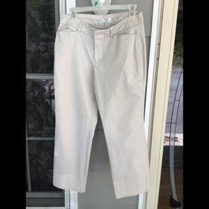 Dockers 8 petite medium ladies khaki pants EUC